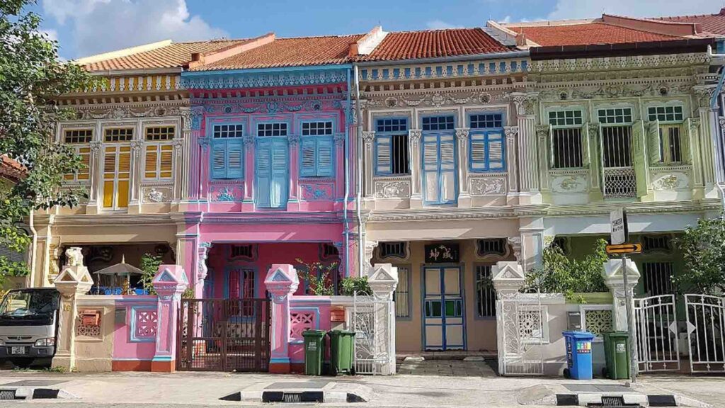 Peranakan Trail through historic Singapore v2