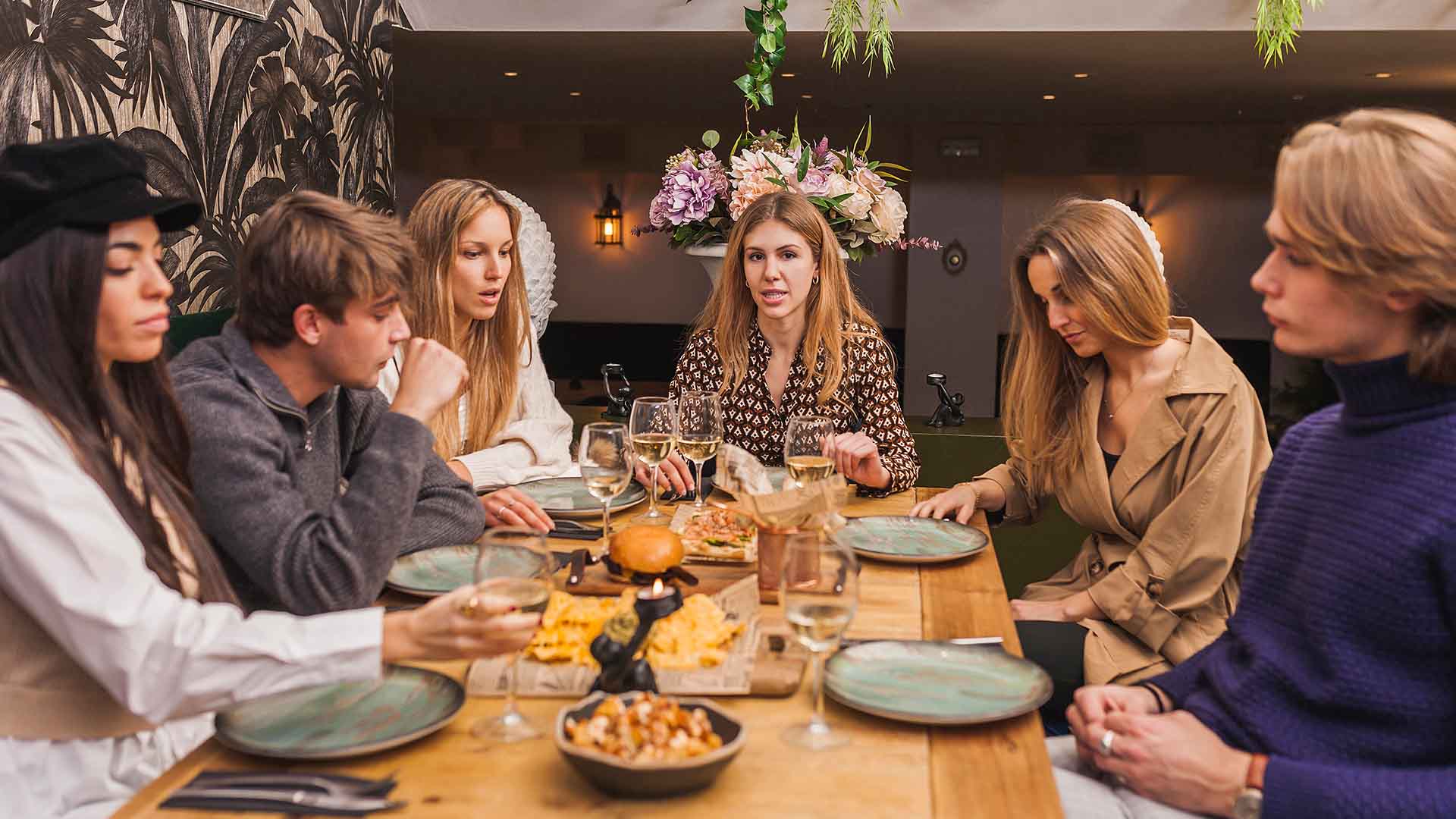 Welcome and farewell dinners
