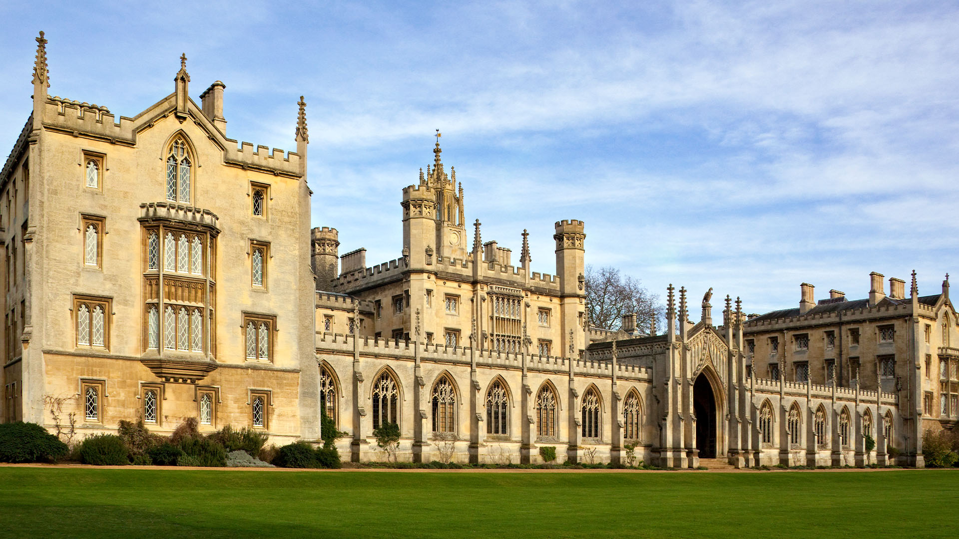 A full-day excursion to Cambridge, a center for research, fintech and entrepreneurship
